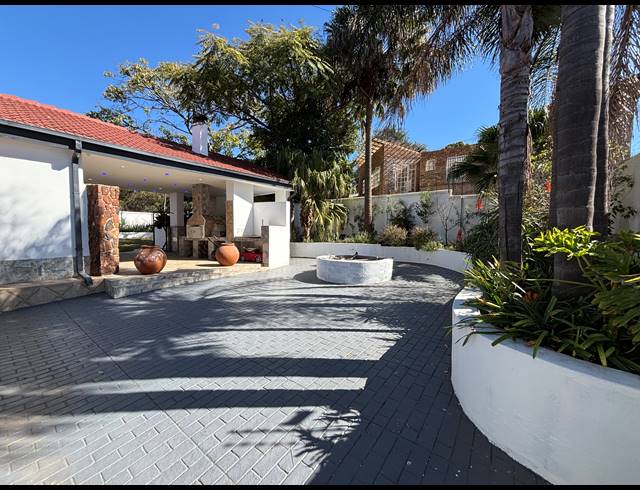 5 BEDROOM HOUSE FOR SALE IN WATERKLOOF RIDGE